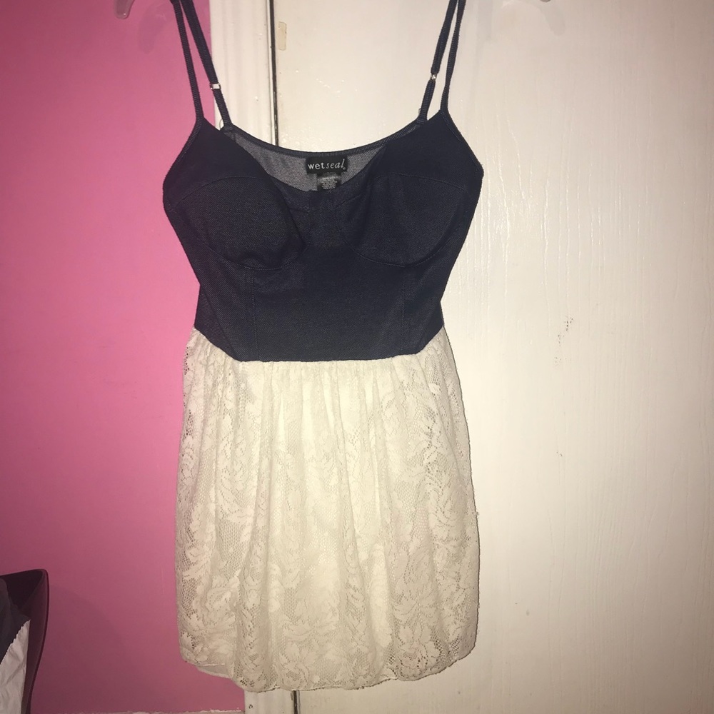 Juniors size medium casual/sundress